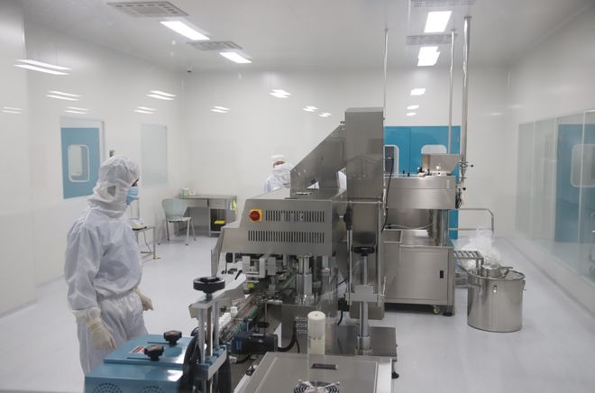 金山这家百年老字号企业,如何领跑中医药“现代化”→