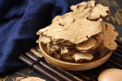 白术药材的拍摄技巧与呈现艺术